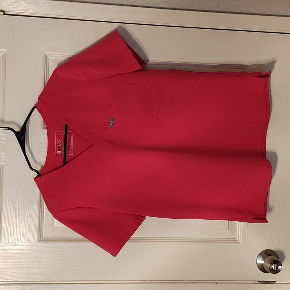 Figs one pocket scrub top